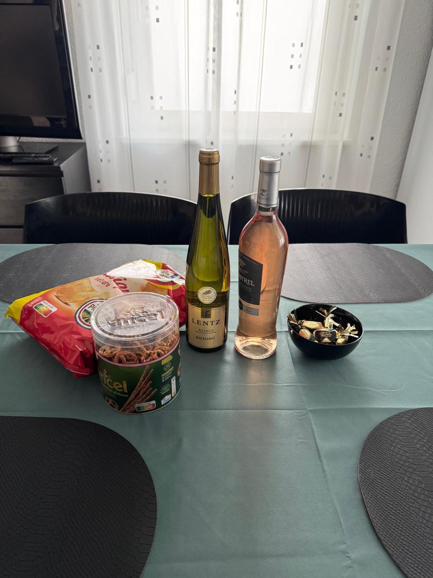 Appartement Bes,, Chaleureux Et Confortable Avec Entree Independante Wittenheim Exterior foto